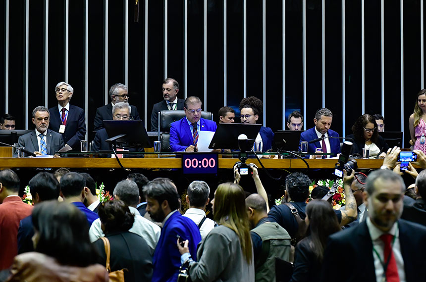 Sessão destaca parceria Brasil-China em 50 anos de relações diplomáticas — Senado Notícias