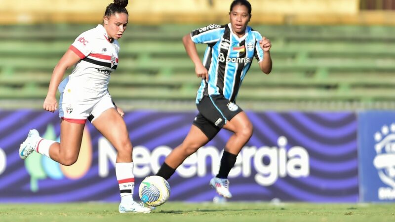 São Paulo empata com Grêmio e chega à semi do Brasileiro Feminino