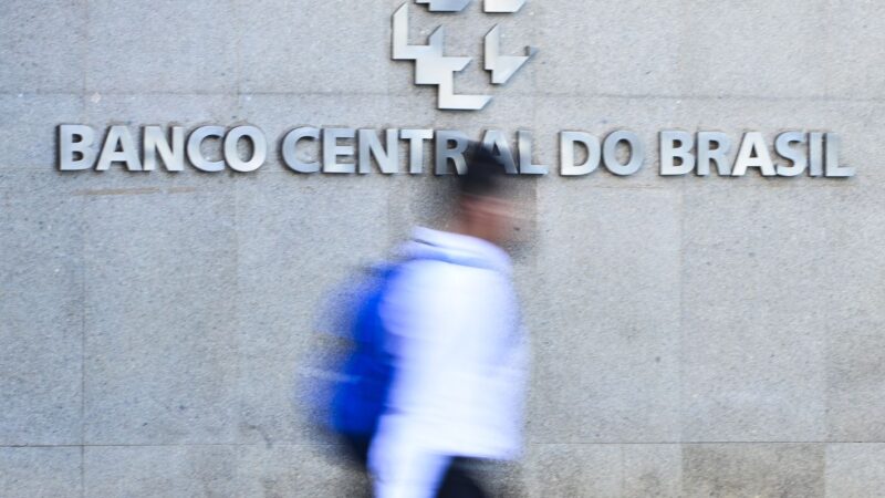 Mercado financeiro prevê inflação de 4,22% para 2024