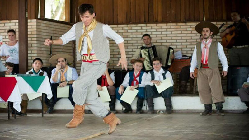 CE aprova título de Capital da Dança da Chula a município de Lagoa Vermelha — Senado Notícias