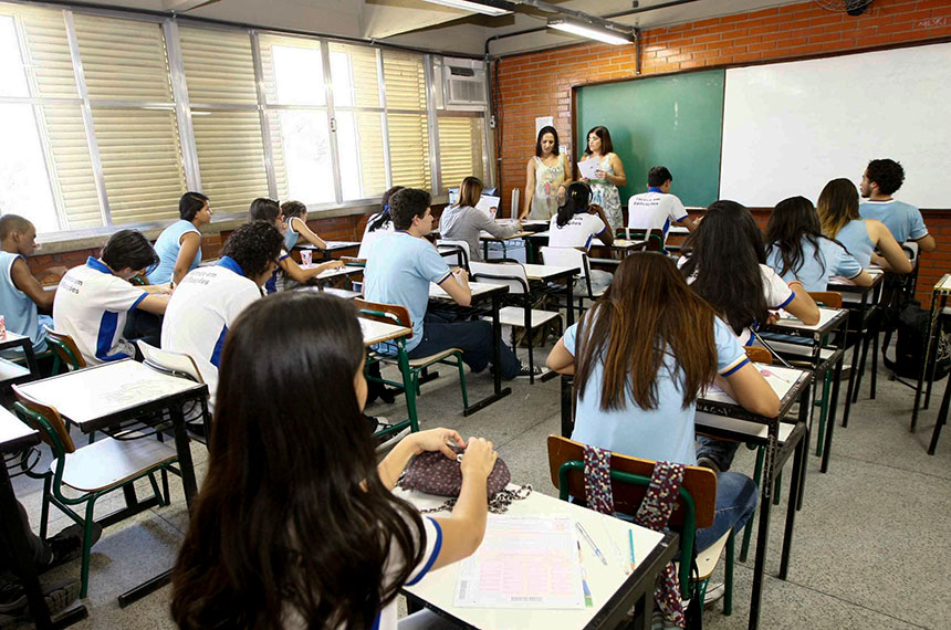 Reforma do Novo Ensino Médio é sancionada com veto a mudança no Enem — Senado Notícias