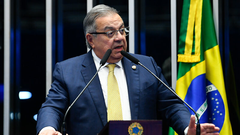 Suspensão do X prejudica imagem do Brasil no exterior, diz Flavio Azevedo — Senado Notícias