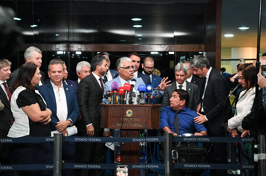 Oposição anuncia obstrução no Senado e na Câmara a partir da próxima semana — Senado Notícias