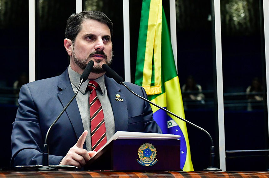 Marcos do Val diz que é vítima de abuso de poder e acusa STF de chantagem — Senado Notícias