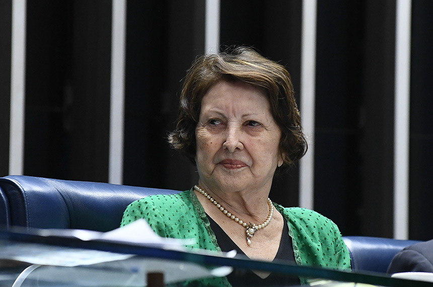 Maria do Carmo Alves, senadora recordista de mandatos — Senado Notícias