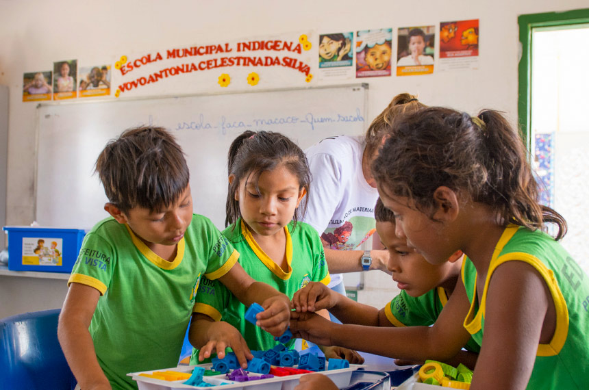 CE debate Plano Nacional de Educação com indígenas, negros e quilombolas — Senado Notícias