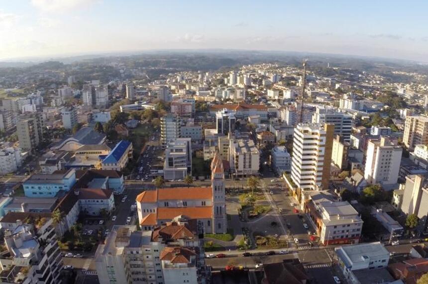 Município de Farroupilha recebe título de Capital Nacional da Moda de Inverno — Senado Notícias