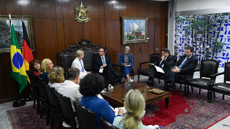 Pacheco recebe presidente do Conselho Federal da Alemanha — Senado Notícias