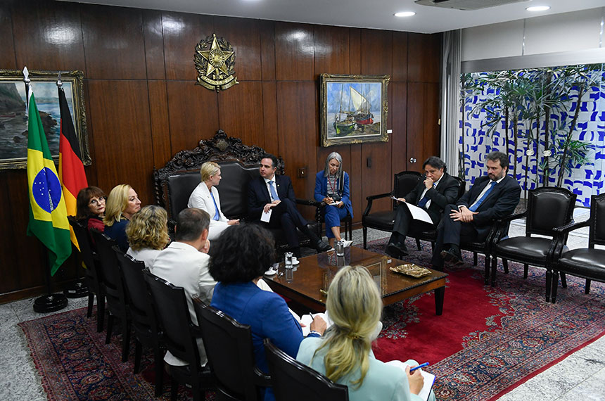 Pacheco recebe presidente do Conselho Federal da Alemanha — Senado Notícias