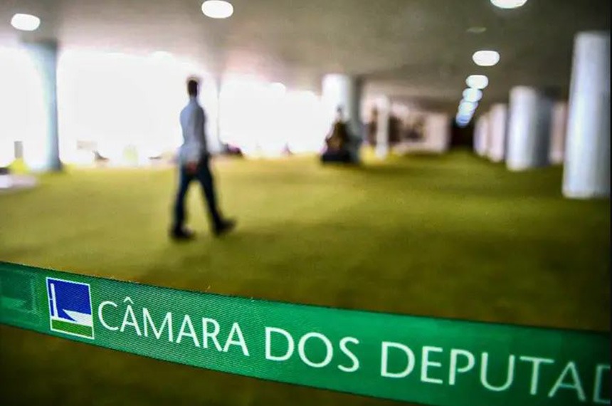 Publicada lei sobre parcelas remuneratórias de servidores da Câmara — Senado Notícias