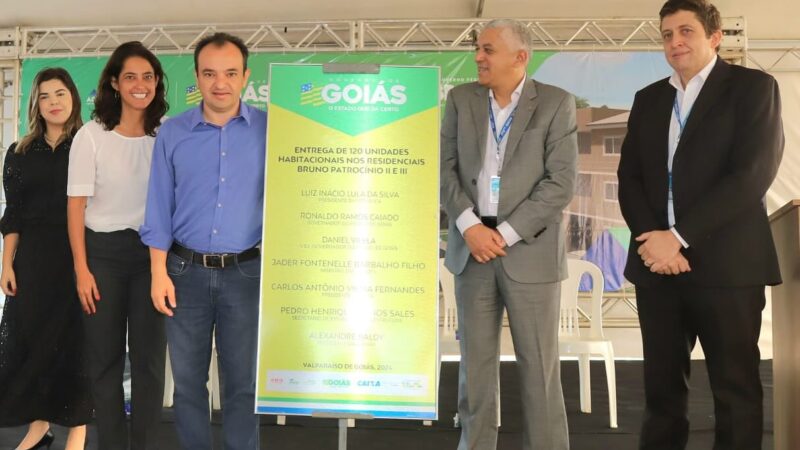 AGEHAB ENTREGA 120 NOVOS APARTAMENTOS DO CRÉDITO PARCERIA EM VALPARAÍSO DE GOIÁS