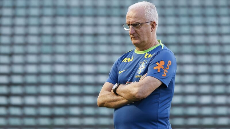 Eliminatórias: Dorival espera jogo complicado contra seleção peruana