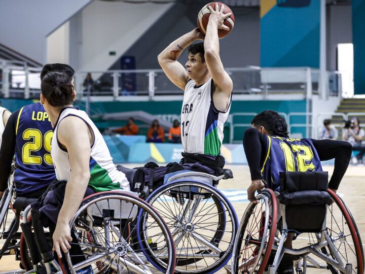 Seleção de basquete em cadeira de rodas estreia no Sul-Americano