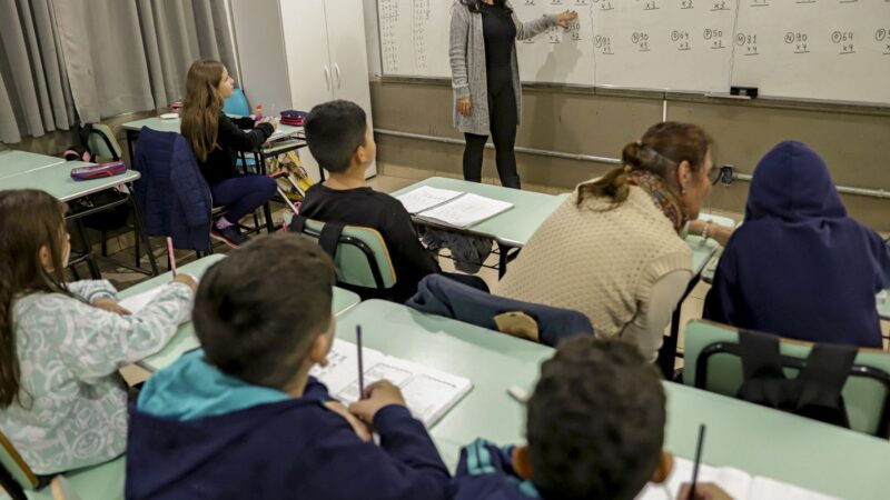 Pé-de-Meia: pagamento a estudantes começa nesta segunda-feira