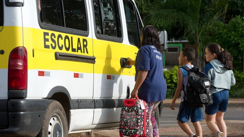 Projeto propõe sensores de movimento em vans escolares — Senado Notícias