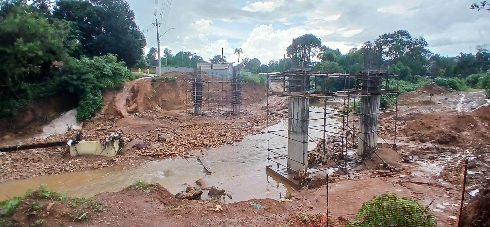 PONTE QUE LIGARÁ VALPARAÍSO E NOVO GAMA TEM QUASE 50% DE OBRAS CONCLUÍDAS