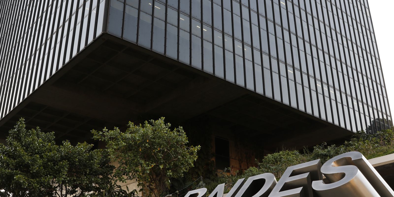 BNDES lança serviço que agiliza crédito a micro e pequenas empresas