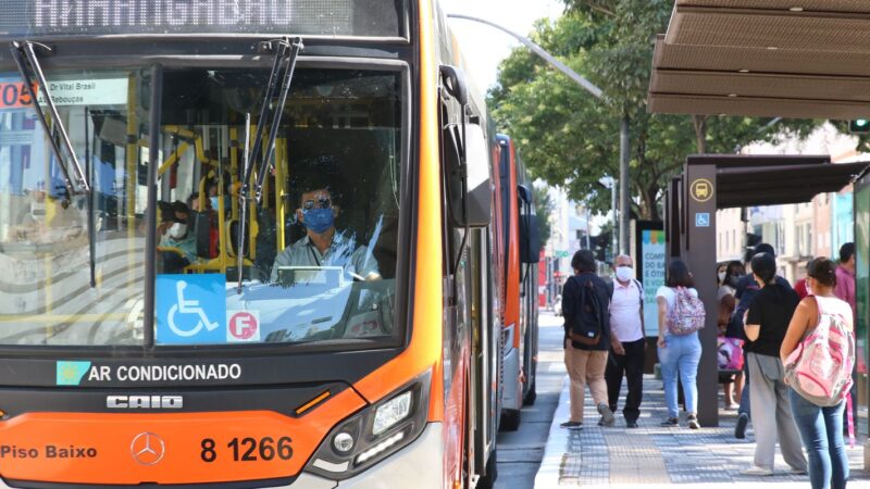 Serviços crescem 1% de agosto para setembro